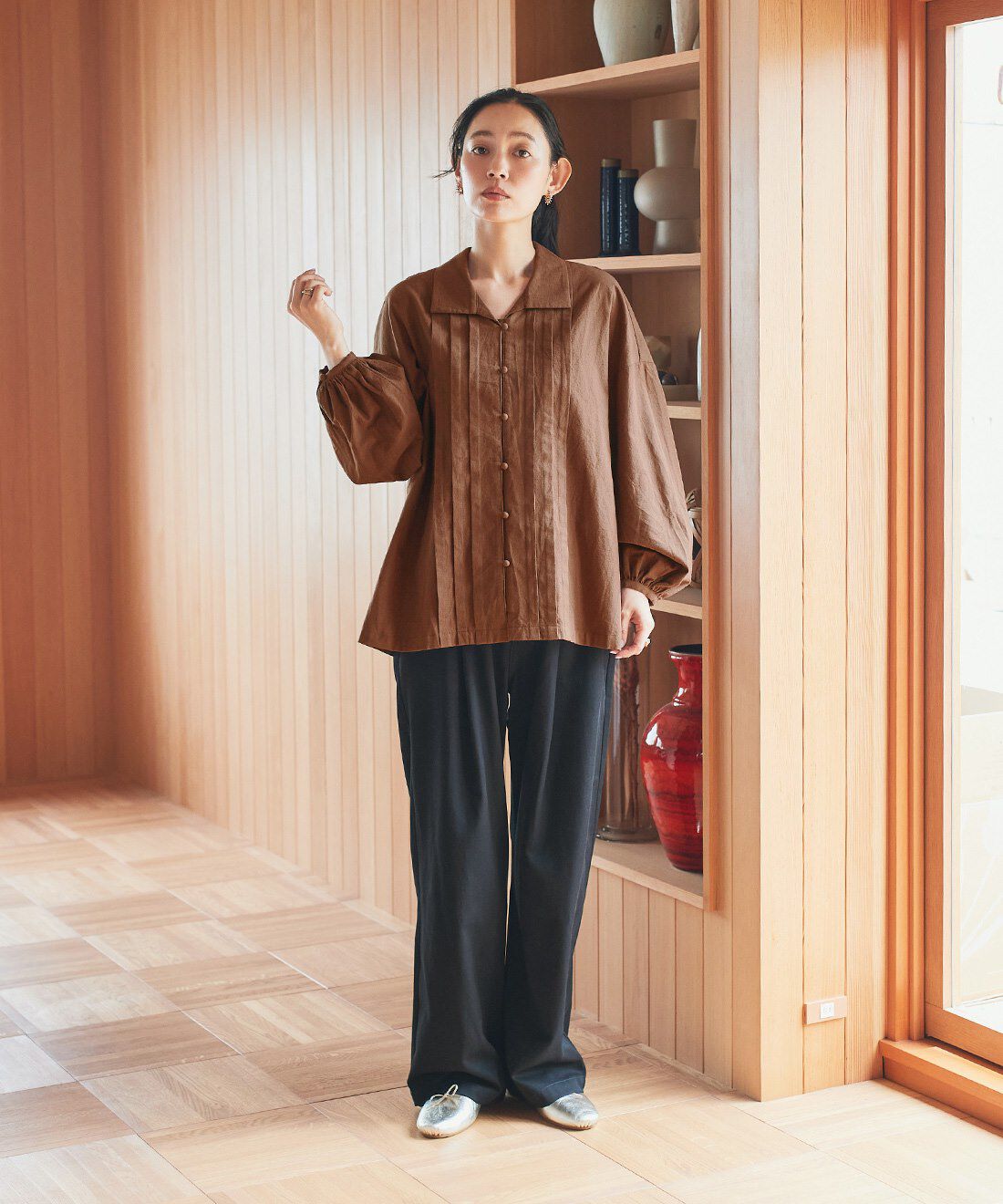 and myera|オトナのチノパンツ〈黒〉のコーディネート