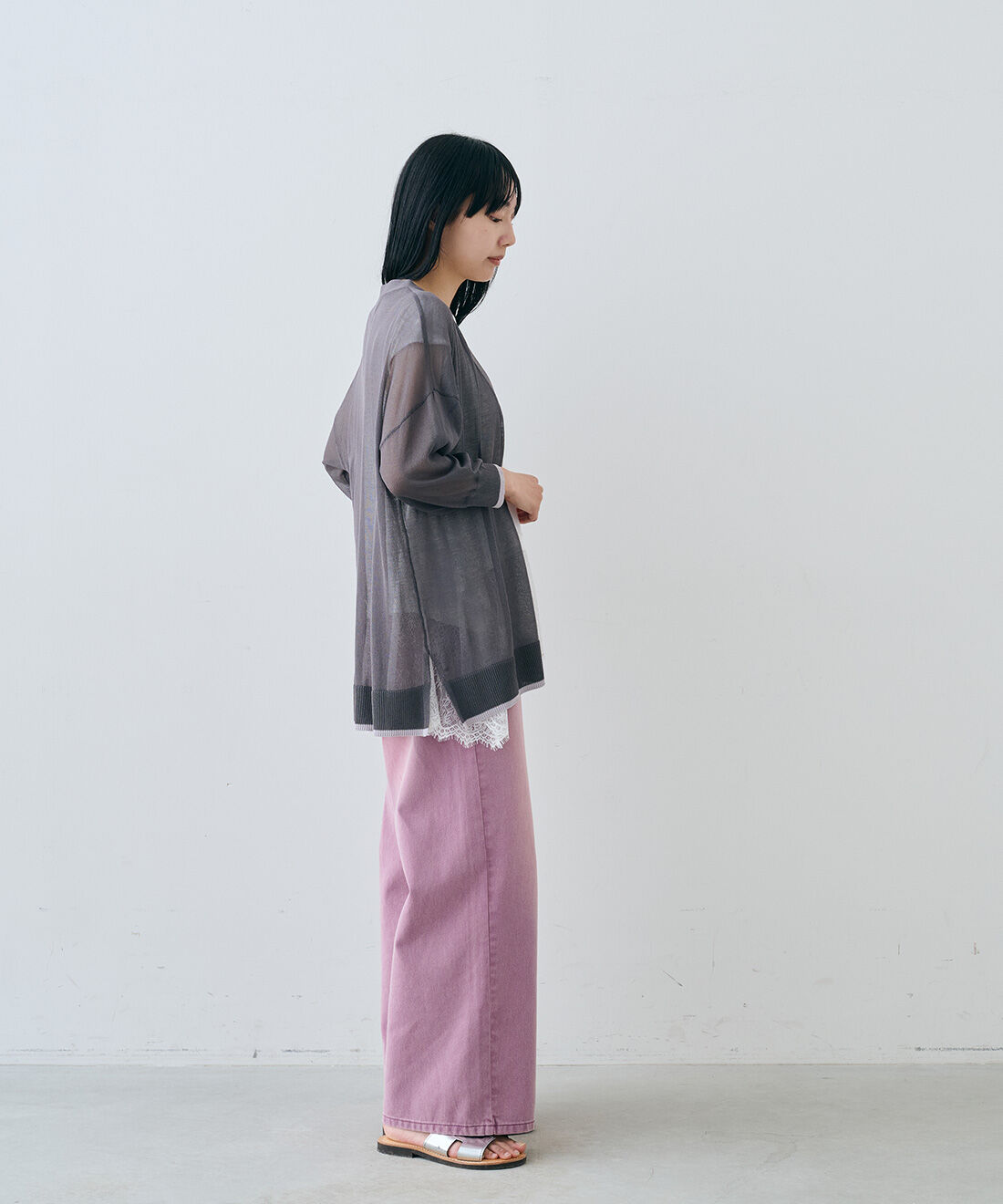 MEDE19F|ヘムレース フレンチスリーブトップスとヘムレース フレンチスリーブトップスとEDER SHOES 1398 ARGENTO /NATURALEのコーディネート