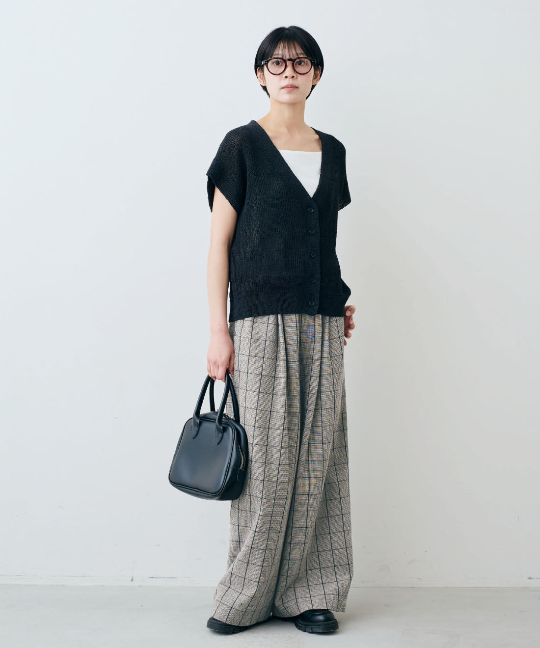 THREE FIFTY STANDARD|綿100％ モノトーンチェック ワイドパンツのコーディネート