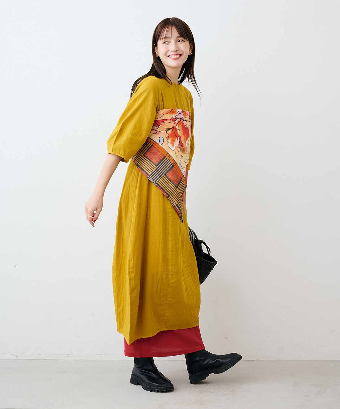 mensha!|ガーゼでドレスアップコクーンワンピ－ス〈トパーズイエロー〉とヴィンテージライクな 大判ダブルガーゼスカーフと〈ガーゼ〉カットソー レイヤードスカートのコーディネート