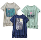 挿し絵が印象的なプリントチュニックTシャツの会